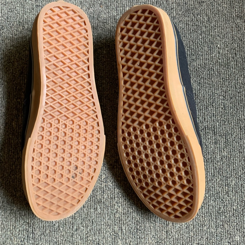Black vans - Picture 2 of 2